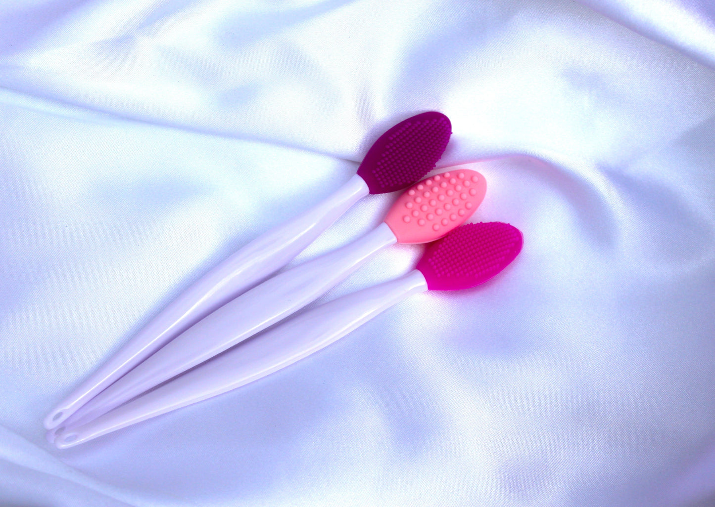 Lip Exfoliator Brush Ultra Violet Esthetics
