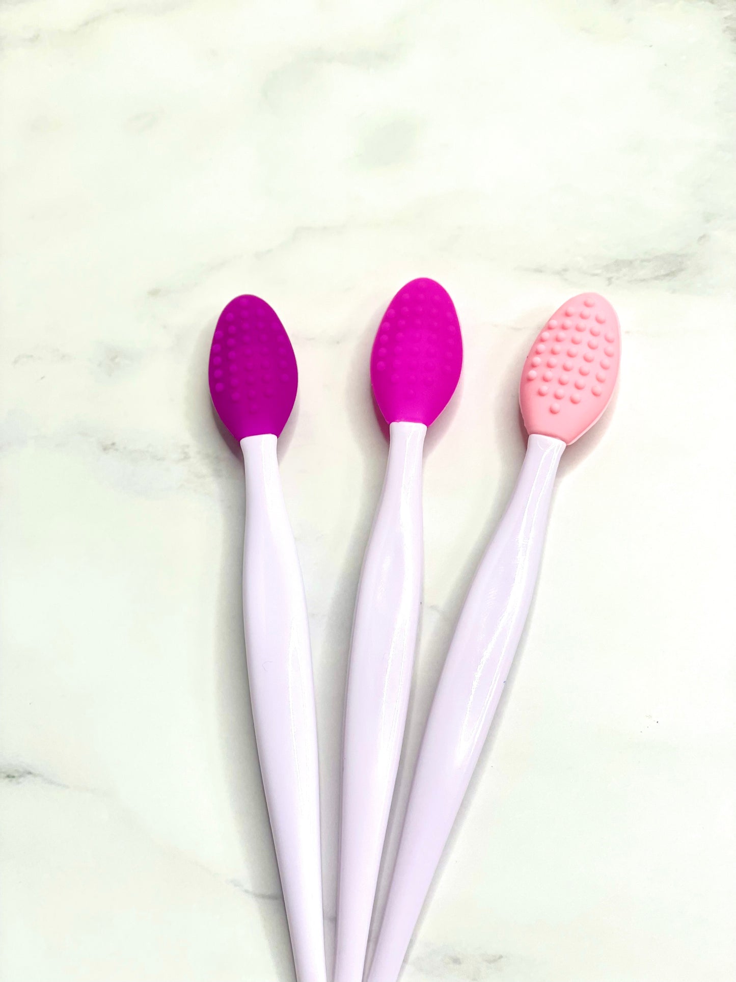 Lip Exfoliator Brush Ultra Violet Esthetics